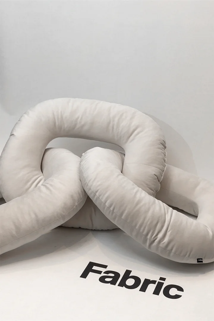 Pillow – Chain, image 3
